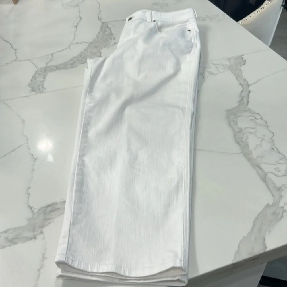 Talbots High Waist Straight Ankle White Jeans. Size 12 - Picture 13 of 14